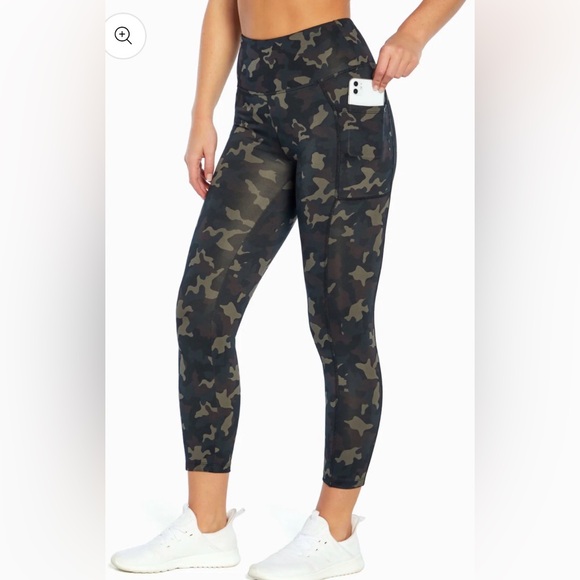 Bally Total Fitness Ankle Leggings - Picture 2 of 11